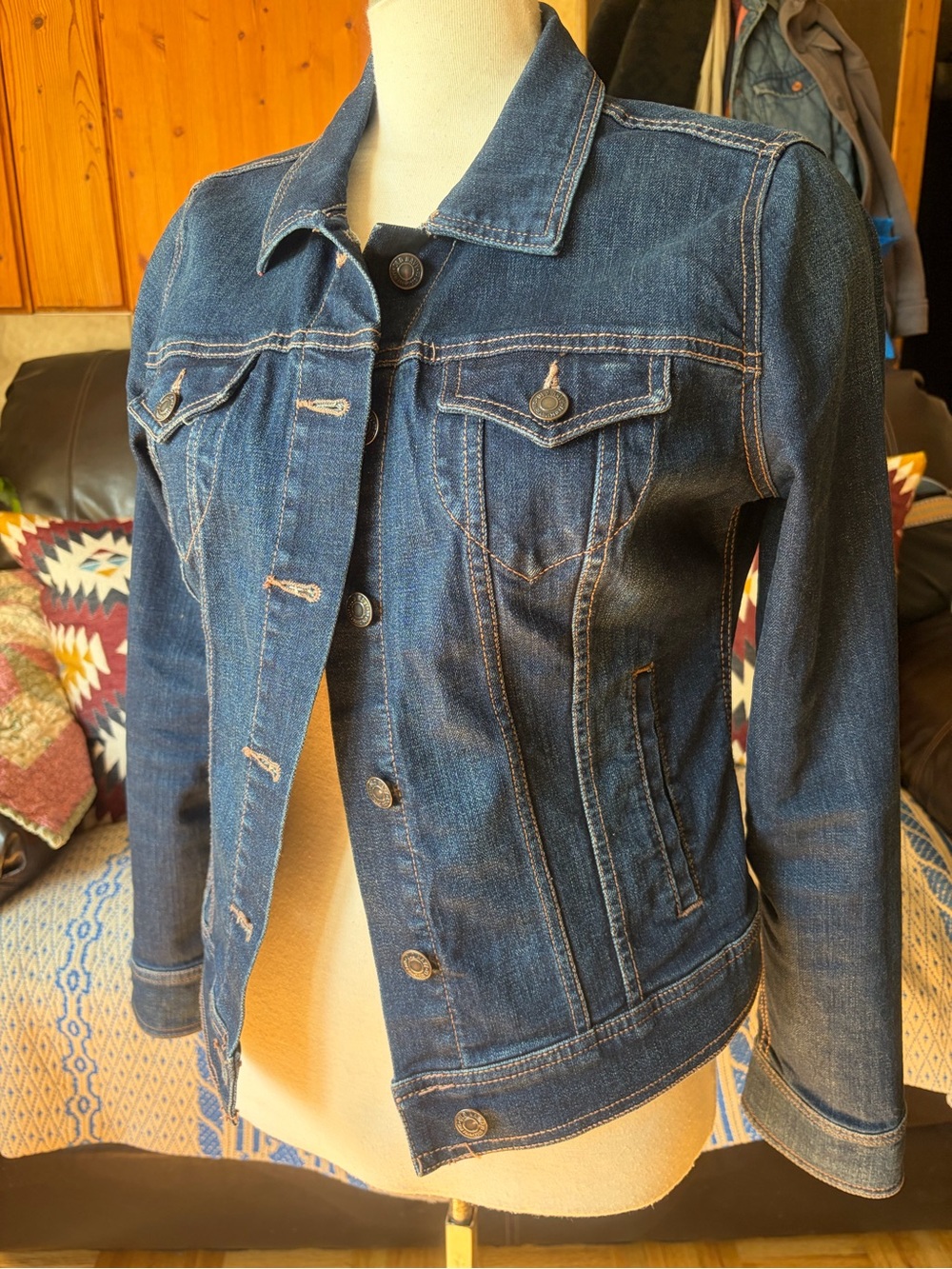 Old Navy Classic Dark Wash Denim Jean Jacket Size Medium